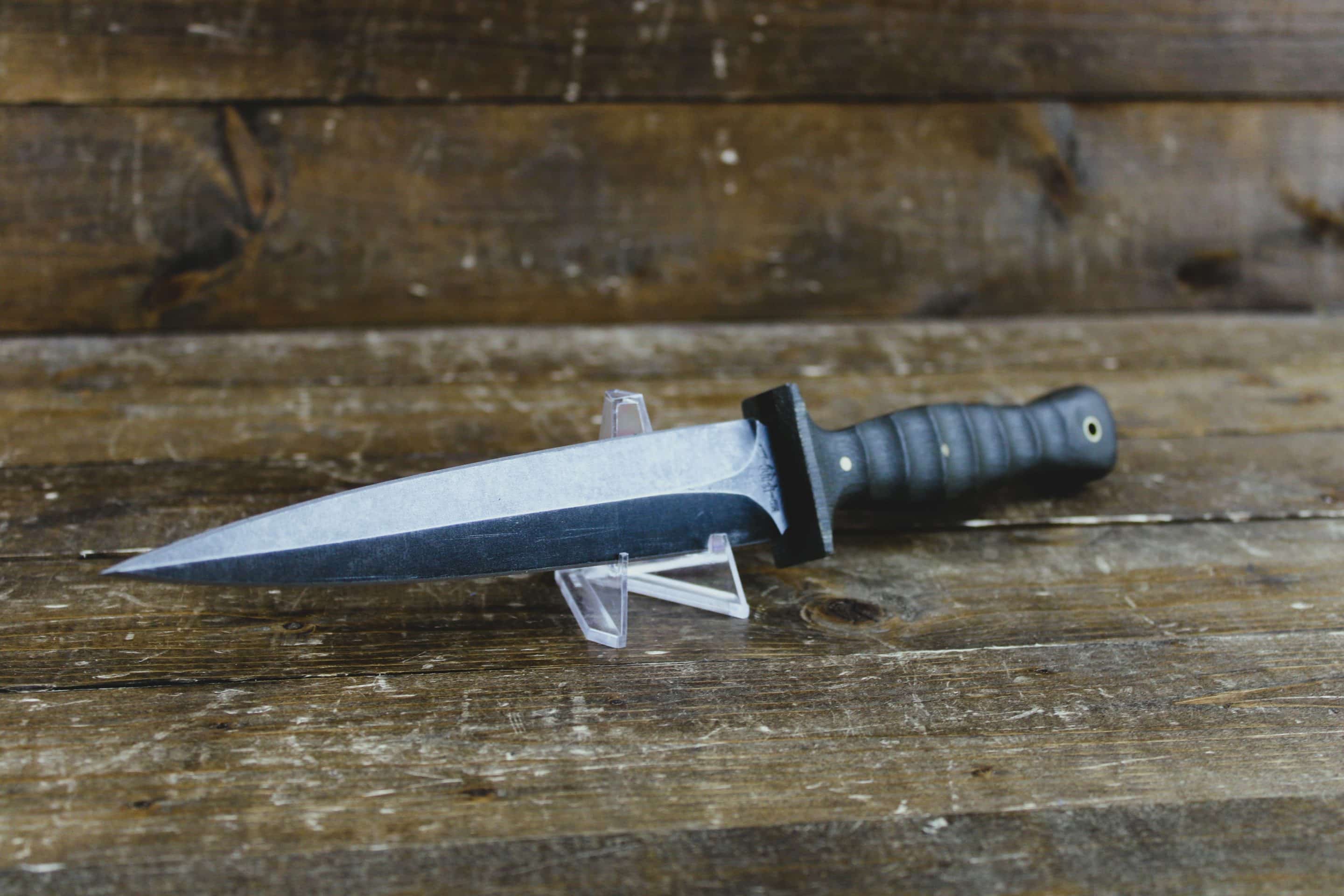 Primitive Woodsman Dagger Sculpted Green Micarta